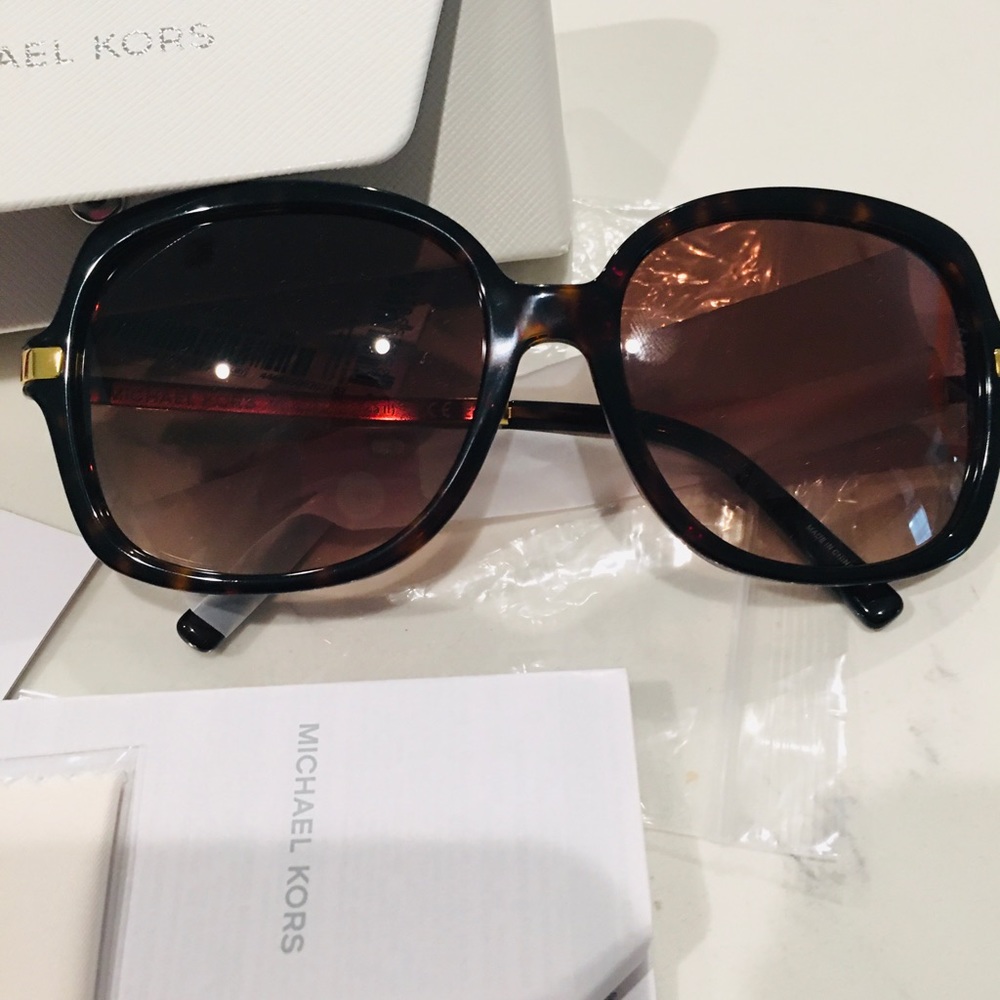 Sunglasses Michael Kors